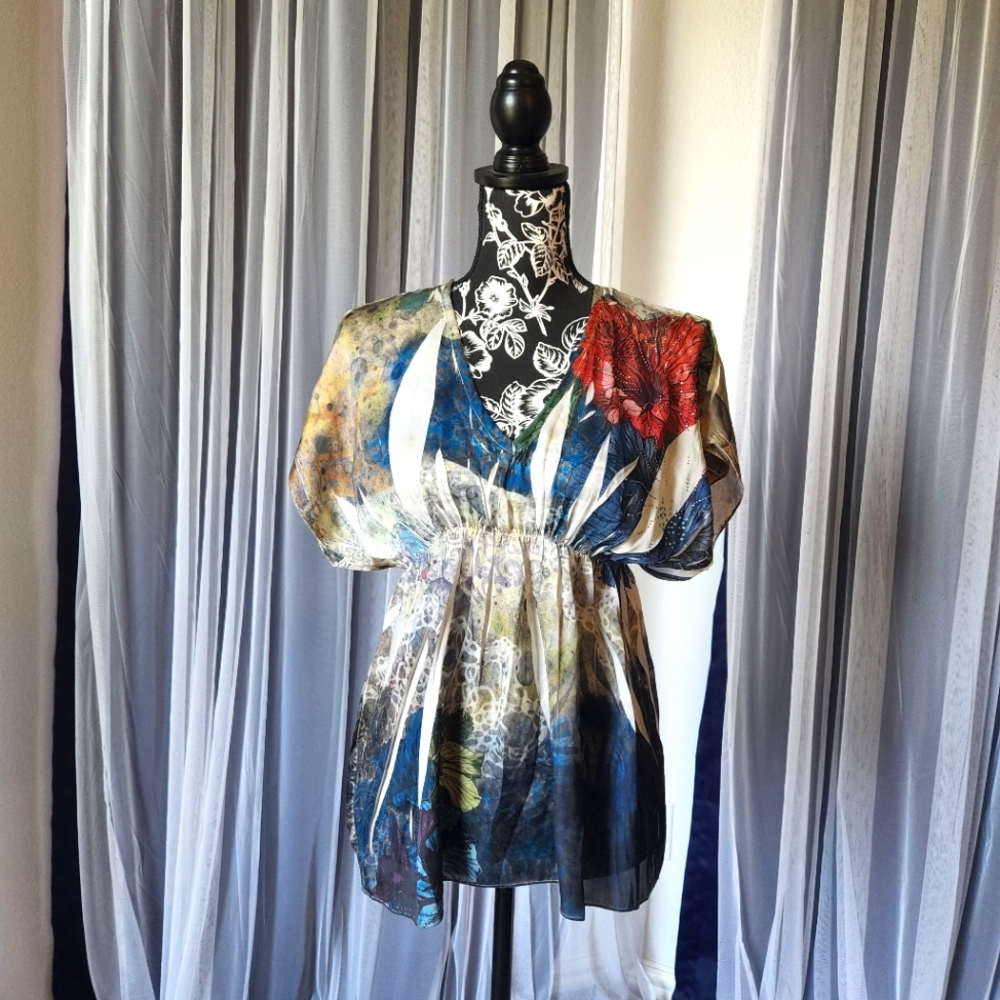 Flower design top